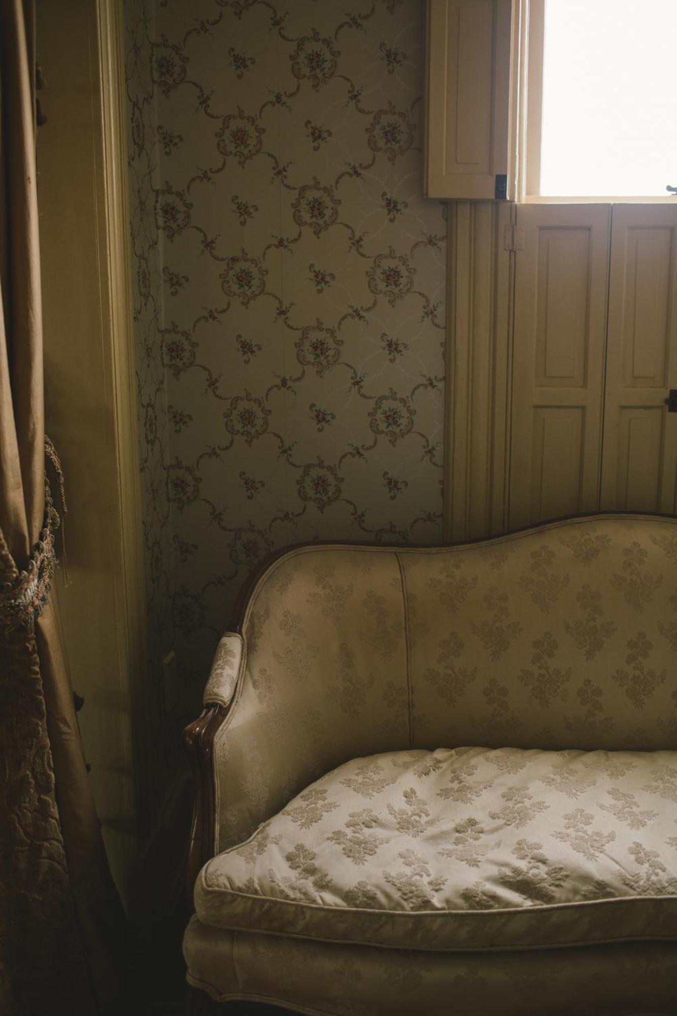 10 Clarke Bed & Breakfast Frederick Room photo